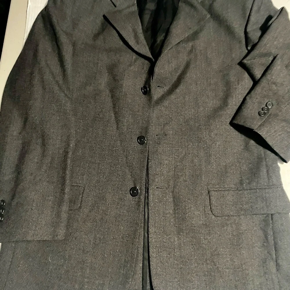 FIORAVANTI NEW YORK Gray Slim-Fit Sport Coat with Subtle Pattern